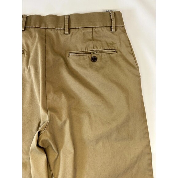33”x32” Dockers Iron Free Khaki Men’s Pants Casual Comfort Workwear Slacks - Picture 10 of 10